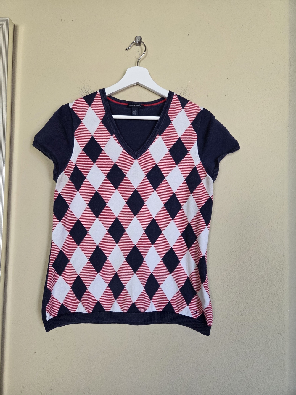V-Neck Short Sleeve Argyle Knit Sweater Top - Navy & Red